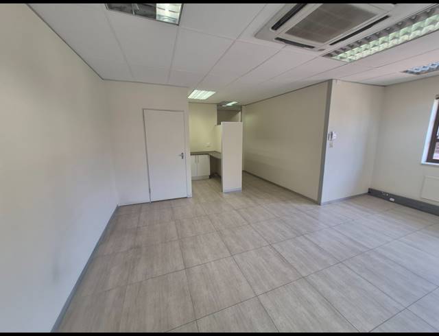 60M² OFFICE TO LET IN RIVONIA